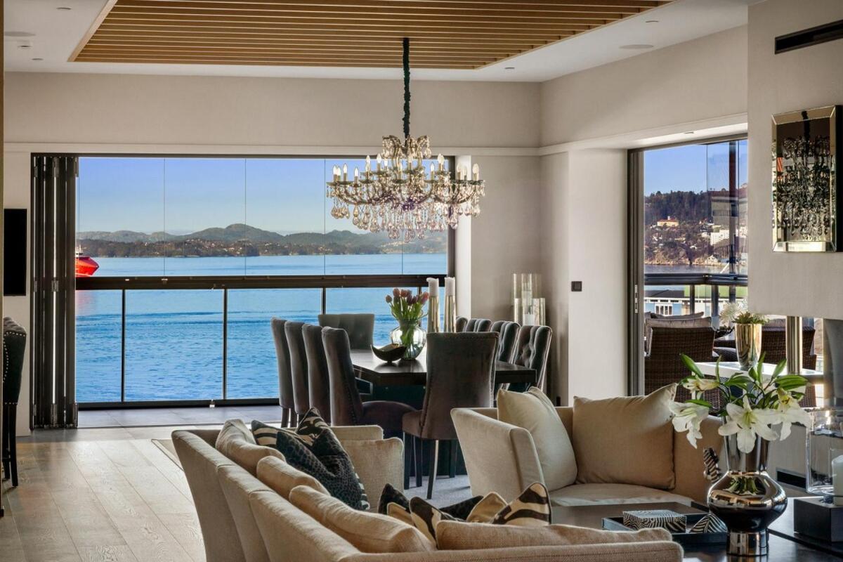 Exclusive Penthouse With Bryggen Views I Must Appartement Bergen
